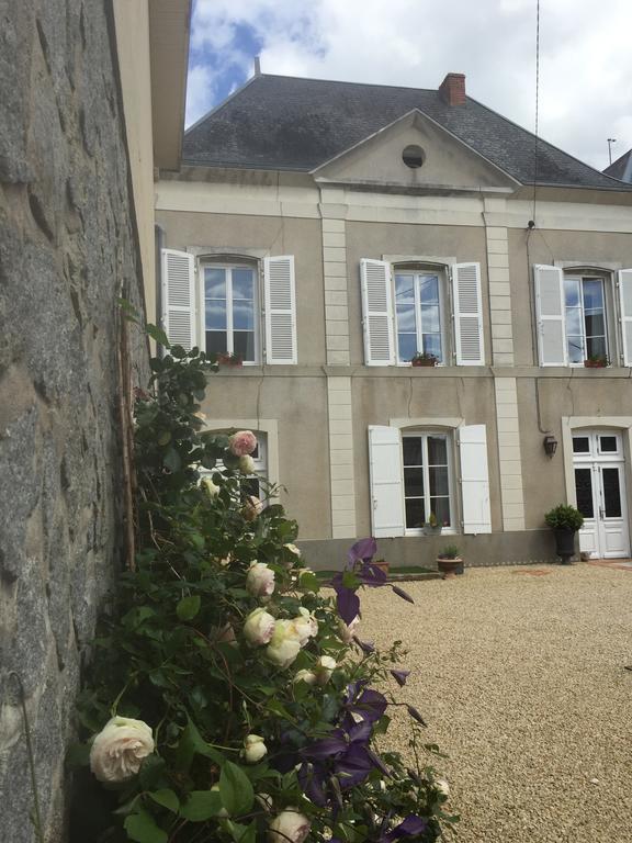 Villa Des Glycines Thouars Exterior photo