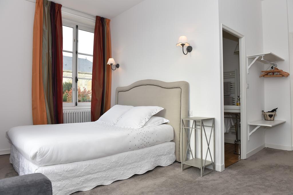 Villa Des Glycines Thouars Room photo